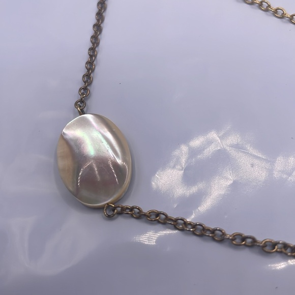 Crystal and mother of pearl 46 inch necklace by Rachel - Picture 2 of 5